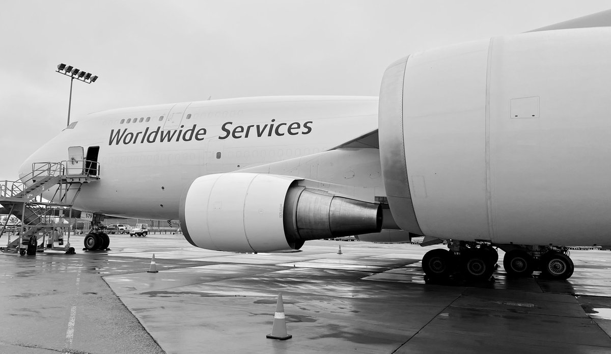 sipingjetstream's tweet photo. Got to fly the ‘MEGATOP’ BCF for the first time a couple of days back 🤙🏼
#airlinepilot #pilotlife #boeing747 #b747 #megatop https://t.co/zqsO3xJwvj