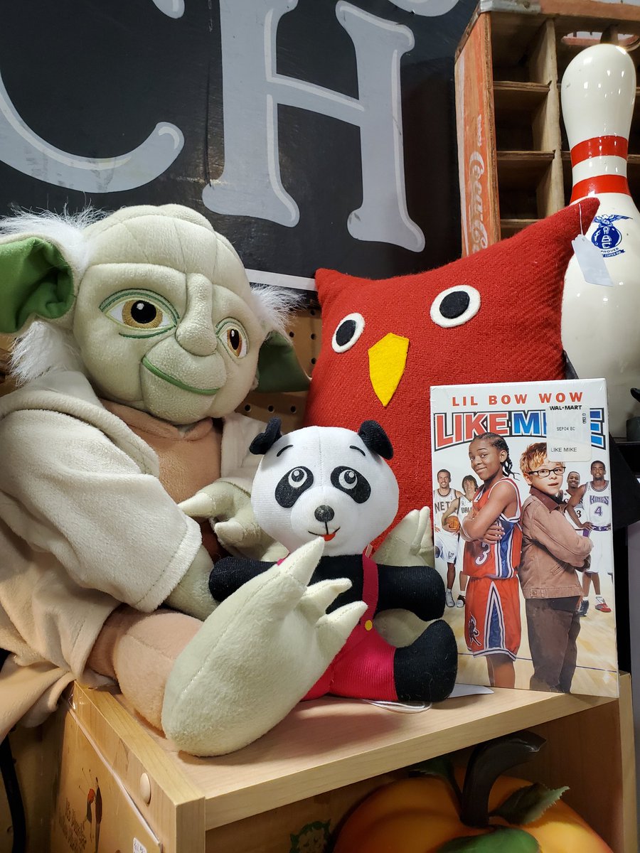 BBYC: Buy Back Your Childhood 😉😎

#toys #vhs #bbyc #whyc #childhood #likemike #lilbowwow #seeyouatthefarm #collectibles #nostalgia