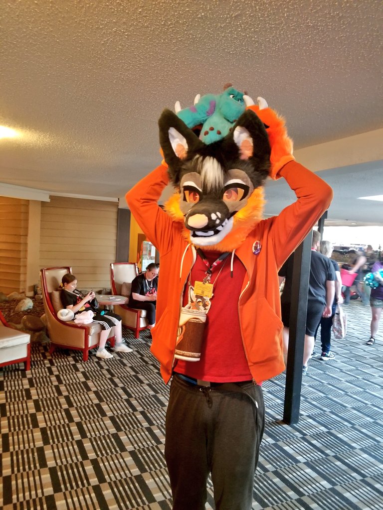 dershep's tweet photo. More pics with #Sulley. If you see me with #Sulley, ask for your picture too.
If you know someone please tag them. #FurEh #FurEh2023 https://t.co/aM5hSYWMad