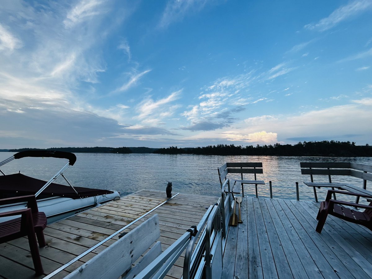 PaoloUtano's tweet photo. These summer views remind me of how lucky we are to be living in Canada.  I hope you’re all taking some time to relax and recharge. https://t.co/6BcxTcrdJH