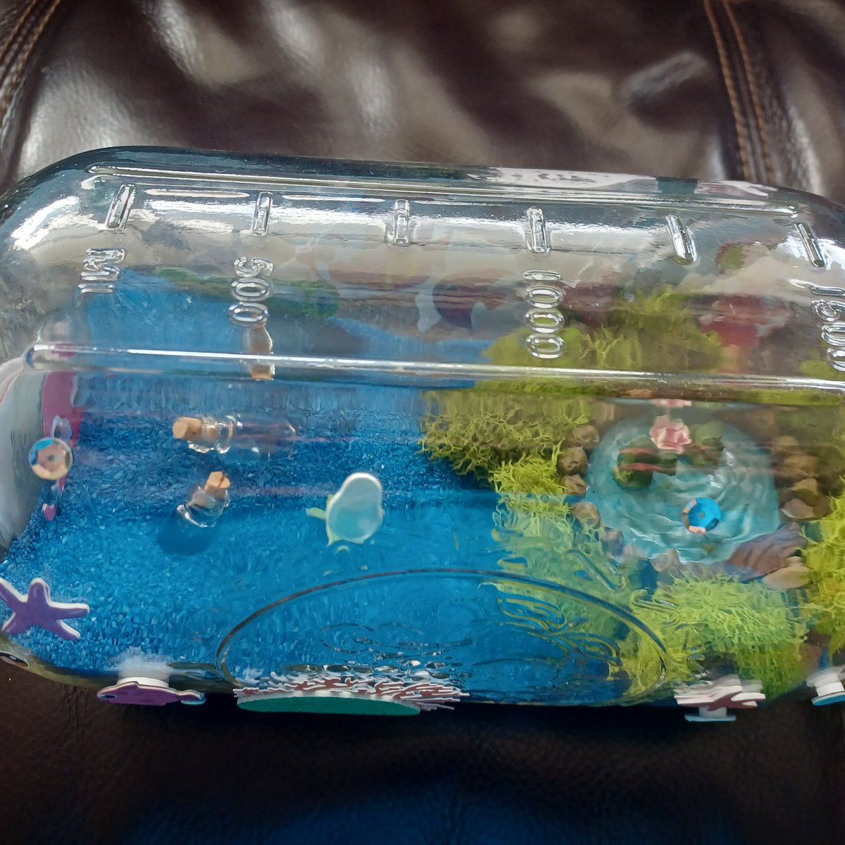 GFox619's tweet photo. I made an ocean in a jar🙂 https://t.co/krzau9ECO0