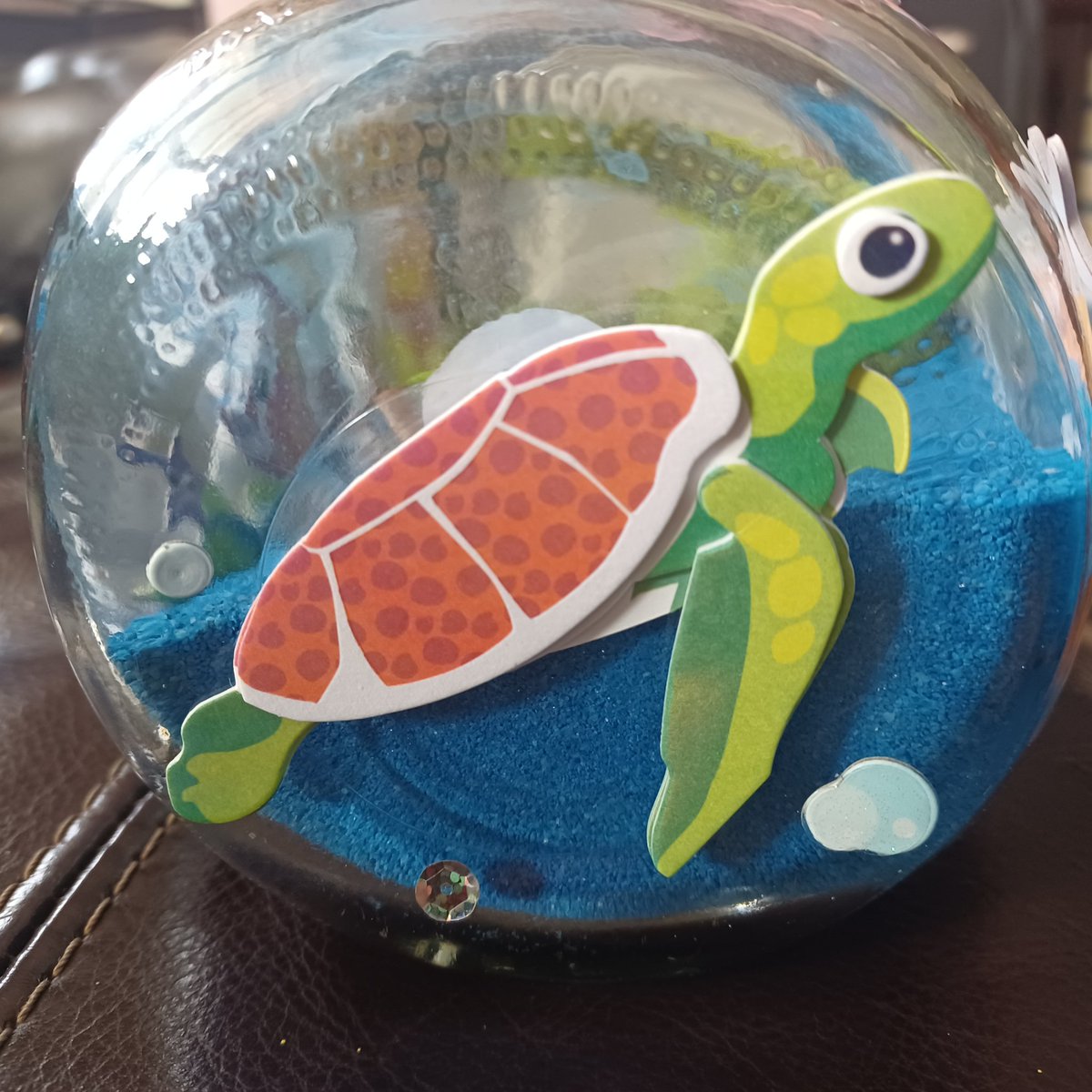 GFox619's tweet photo. I made an ocean in a jar🙂 https://t.co/krzau9ECO0