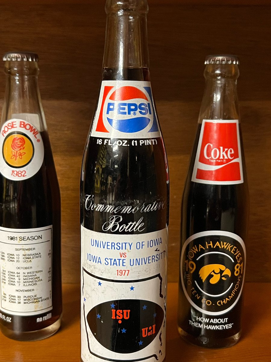 iahawks285's tweet photo. @ByCodyHills Got these from my grandparents when I was a kid, been a proud part of my collection as an Illinois Hawkeye! https://t.co/VobGI5OMj7