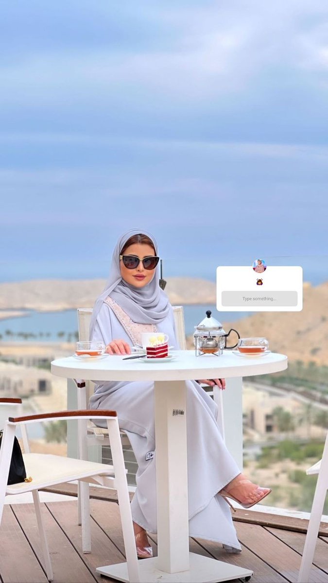 اذا تجولت المرأة بمفردها في اي ساعة من ليل او نهار  دون خوف فاعلم انها في الامارات ..
🎙️
محمد بن راشد