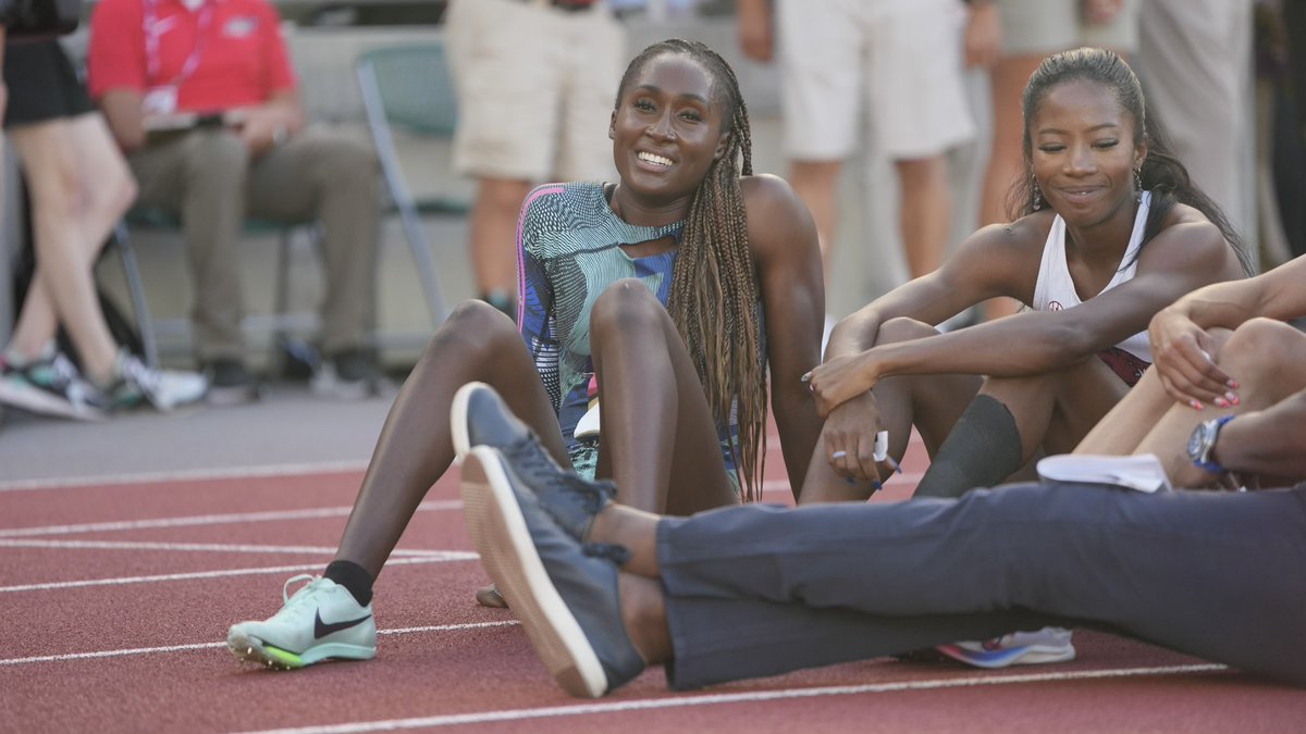 WHAT A RACE TALITHA @DiggsTalitha clocks a new personal best in 49.93 for 🥉 and qualifies to Worlds in the 400m for the second straight year! #GoGators 🐊 | #USATFOutdoors