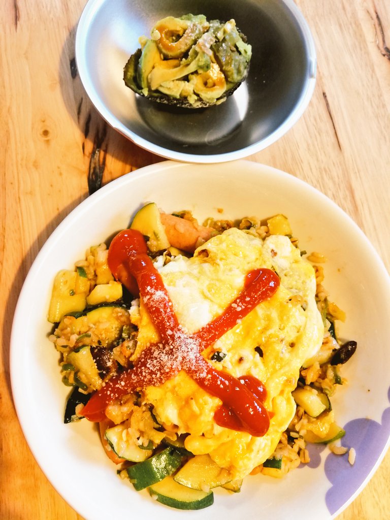 昼めし https://t.co/sd9XlP81zA