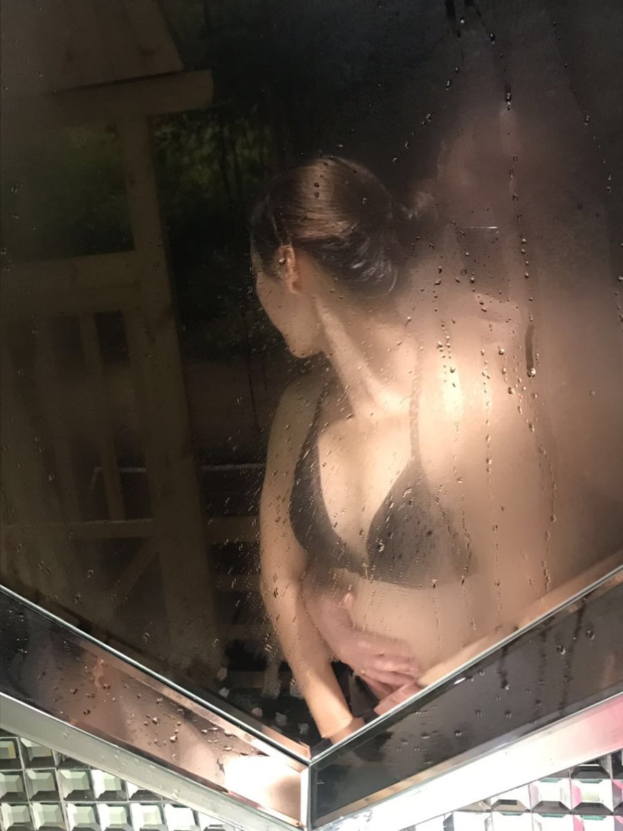 今天下午或晚上有约的吗？坐标深圳，颜值夫妻，同床不换或交换，单男勿扰…