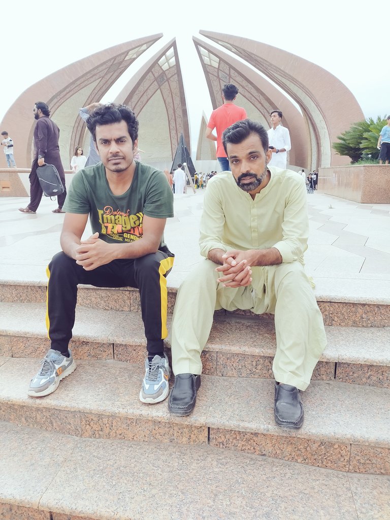 PatrioticYuth's tweet photo. محترمہ فاطمہ جناح کی پوری زندگی قوم کے لیئے مشعل راہ ہے، ہم مادر ملت محترمہ فاطمہ جناح کو ان کی 56 ویں برسی پر خراج عقیدت پیش کرتے ہیں
#FatimaJinah
#MotherOfTheNation 
Today visited Monument paid tribute to her (May her soul RIP)
@OfficialDGISPR 
@peaceforchange 
@Nazir_Ahmed42 https://t.co/WBoOoayuDj