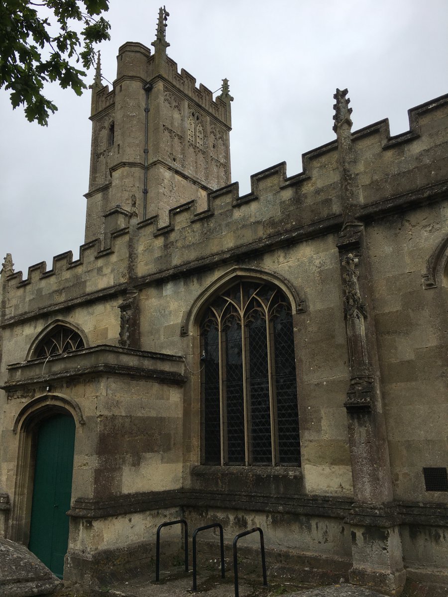 The Siege of Devizes started #OTD 1643. Often overshadowed by #RoundwayDown, it is a great story and part of Book 2 of #DividedKingdomBooks.

#EnglishCivilWarFiction #EnglishCivilWar #Battle #Devizes #DevizesWiltshire #DevizesBooks #DevizesHistory #WiltshireHistory #WiltshireLife