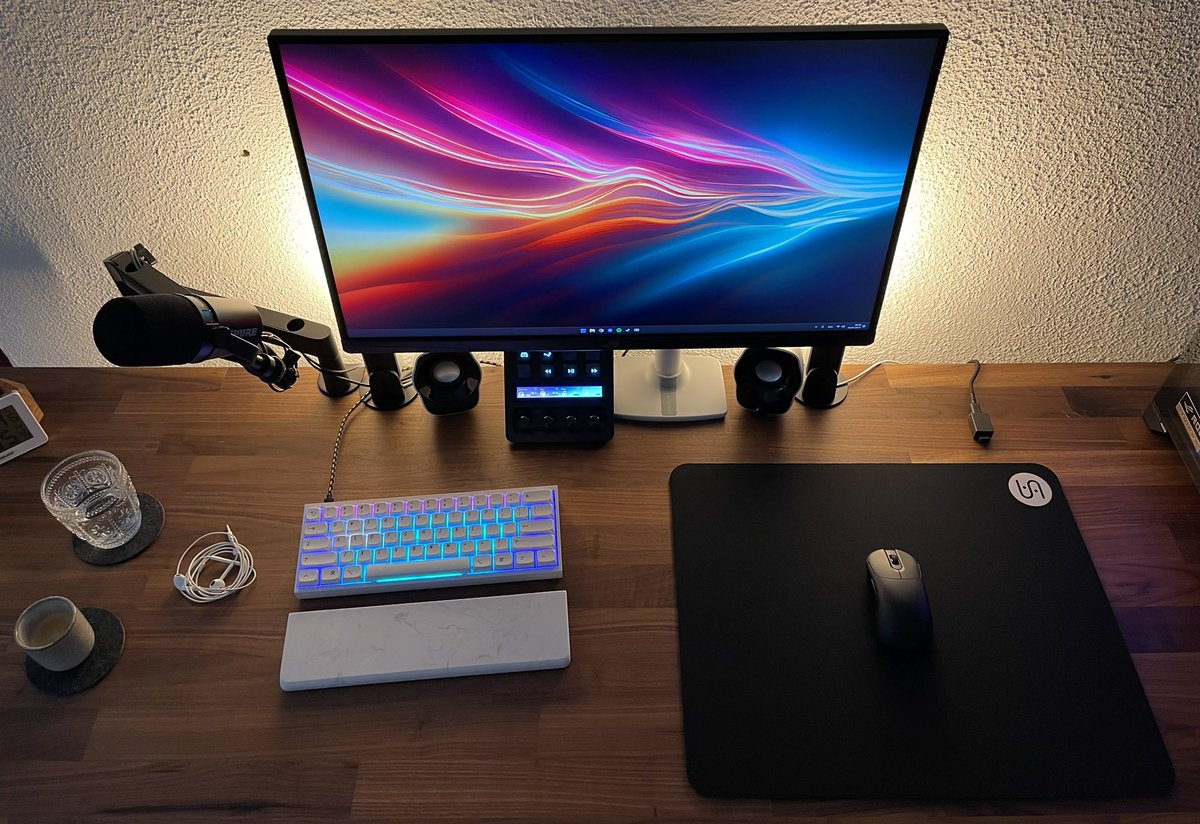 Jean_Maaa's tweet photo. Setup of the day 😍🦾

Vaxee PA Black
Vaxee NP-01s wireless
Wooting 60HE

@vaxee_corp 
@WootingKB https://t.co/MJoIjcxNnH