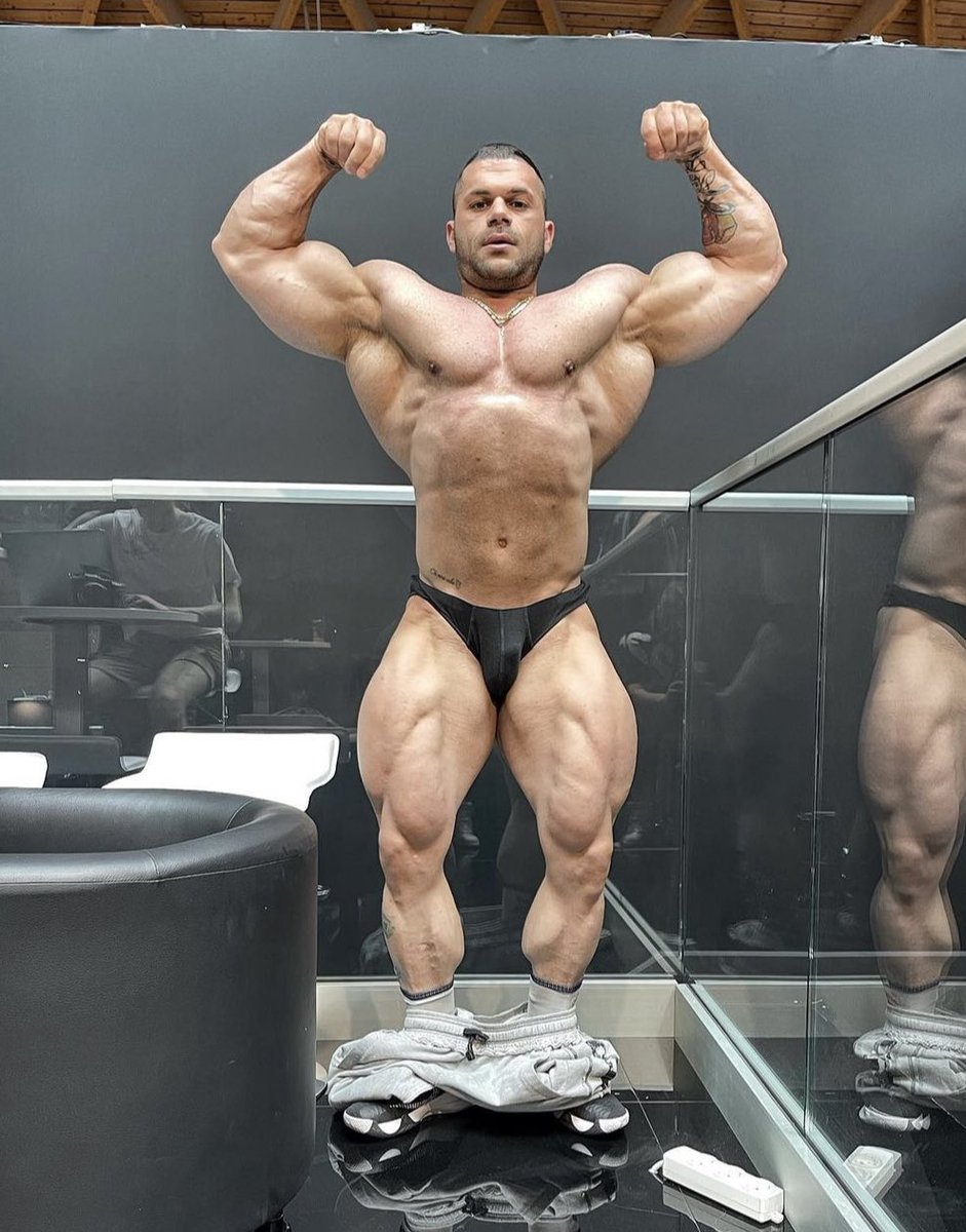 hairy_bb's tweet photo. Christian Zagarella https://t.co/BY9PFGUBOZ