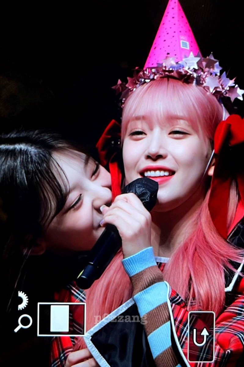 p0zzang's tweet photo. 여우도 개과다 https://t.co/DALqsIcf8z