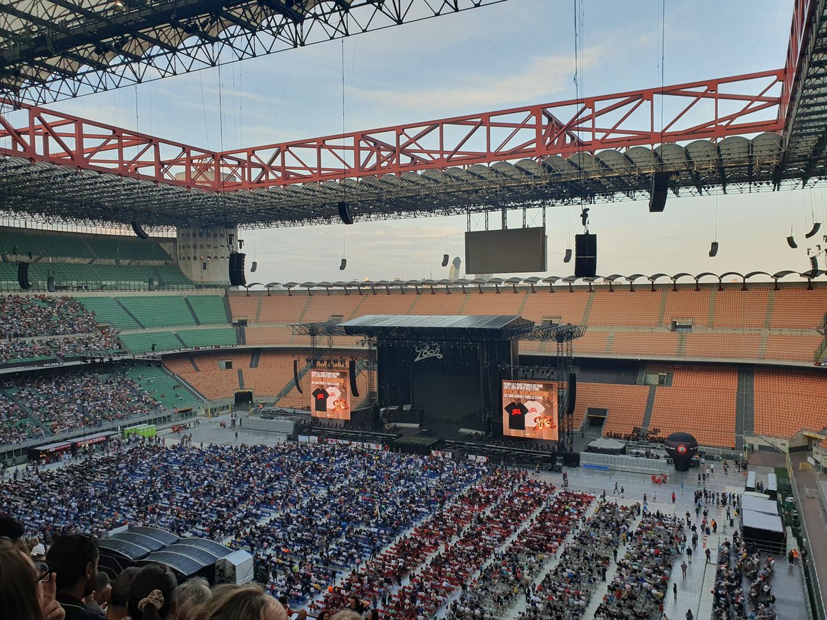 Wonderwall85's tweet photo. 24 giugno: #ItaliaLovesRomagna ✅️
1 luglio: #MarcoNegliStadi2023 ✅️
6 luglio: #Amicixsempre LIVE 2023✅️
8 luglio: #tzn2023 ✅️

La fine dei concerti in programma è un altro tipo di dolore 😭 https://t.co/4FIslVpZIE