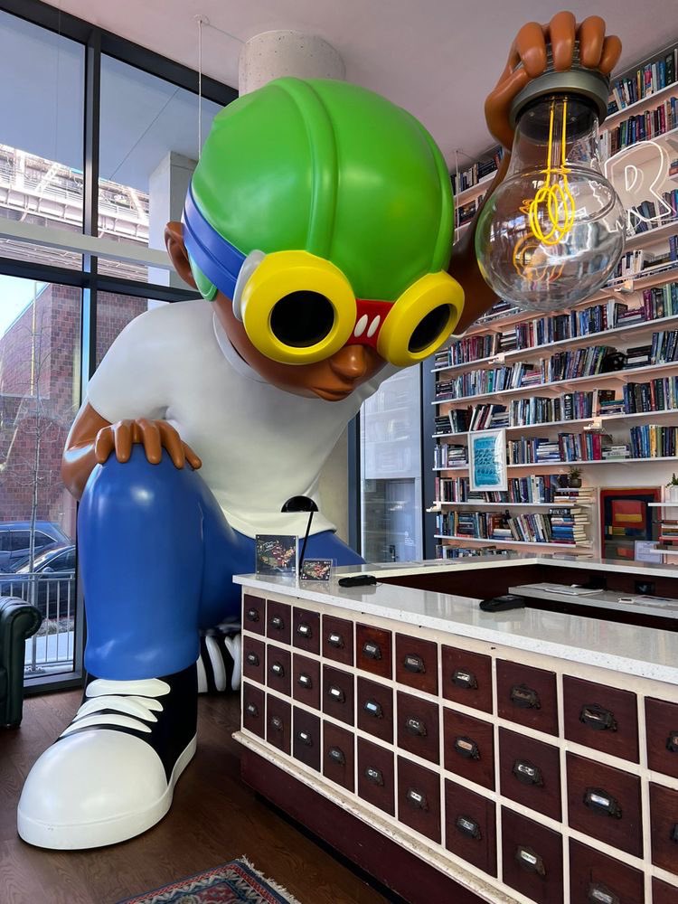 avntspace's tweet photo. Statue by Chicago artist Hebru Brantley https://t.co/E2FMPBMExs