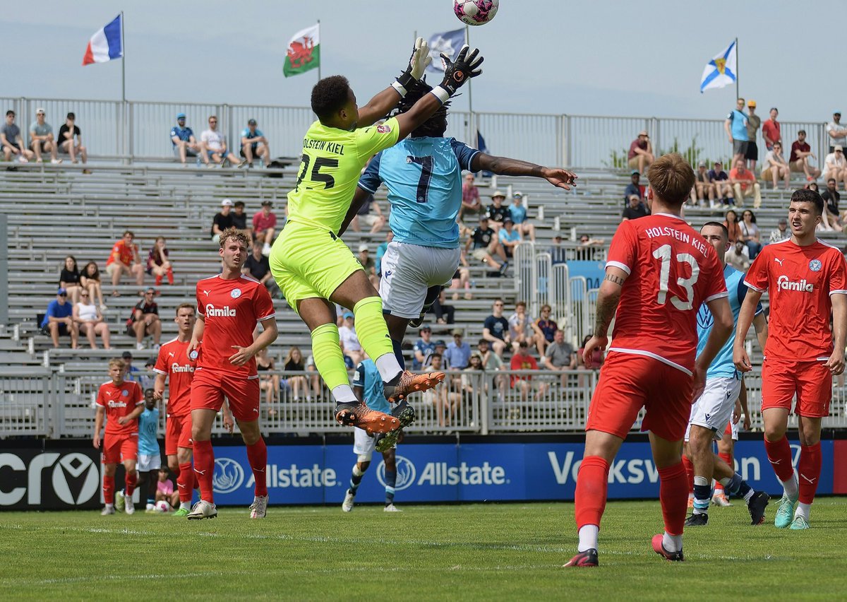 DW Photo tweet media