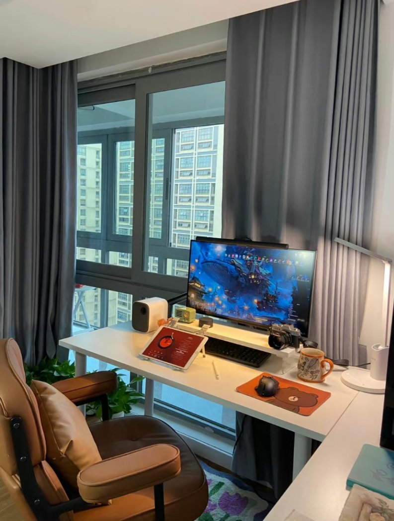 你永远猜不到，生活会在哪个路口突然就给你一个坎，也料不到，它会在哪个阶段突然就给你一份爱。所以说，未来可期，无需慌张。