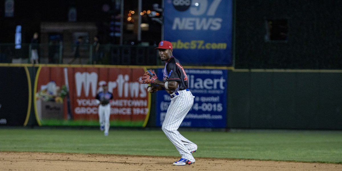 SBCubs's tweet photo. Ed Howard has been spectacular this week against Peoria. With 2️⃣ more hits tonight, Howard is 5/11 in the series with 3️⃣ RBI. 🔥

RECAP ➡️ https://t.co/jCnnq6yBSc https://t.co/6tuOeqtYiW