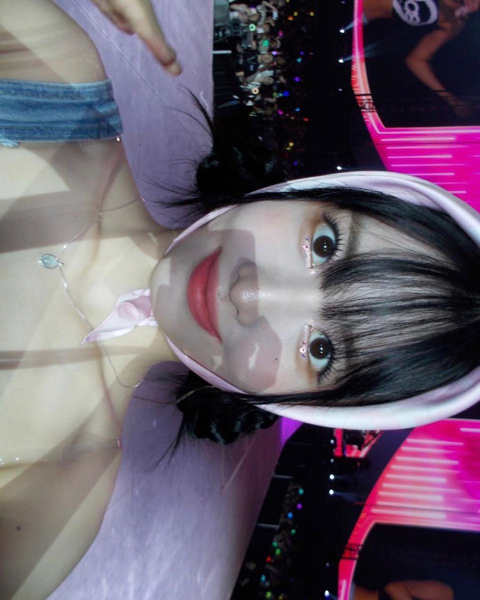 SubjectKpop's tweet photo. Momo's Instagram update

"Metlife stadium🩶"

#TWICE #트와이스 @JYPETWICE https://t.co/eDzBUulZDK