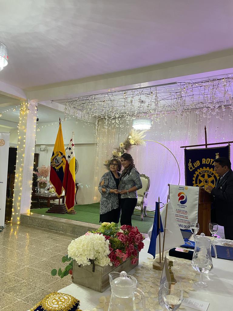ab_intriago's tweet photo. Club Rotario Chone https://t.co/OPtc1mpap2