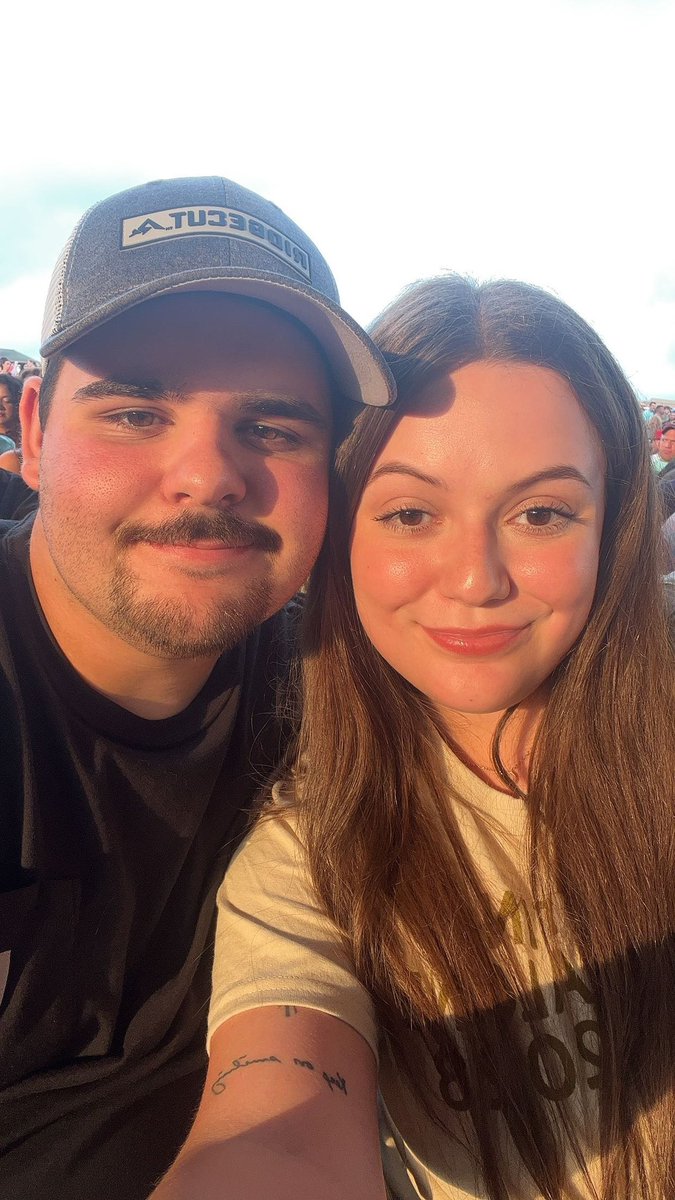 kiana655's tweet photo. We’re Better Now that we’ve seen Posty🤪
So proud of you Post! I got to see you open for Justin Bieber. You have come so so far. Hearing songs from your first album was very nostalgic. Keep being you🤍
#PostMalone https://t.co/YyRFPsTfAR