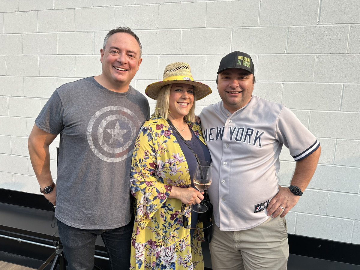 russellabird's tweet image. Hanging with @ExtraLars