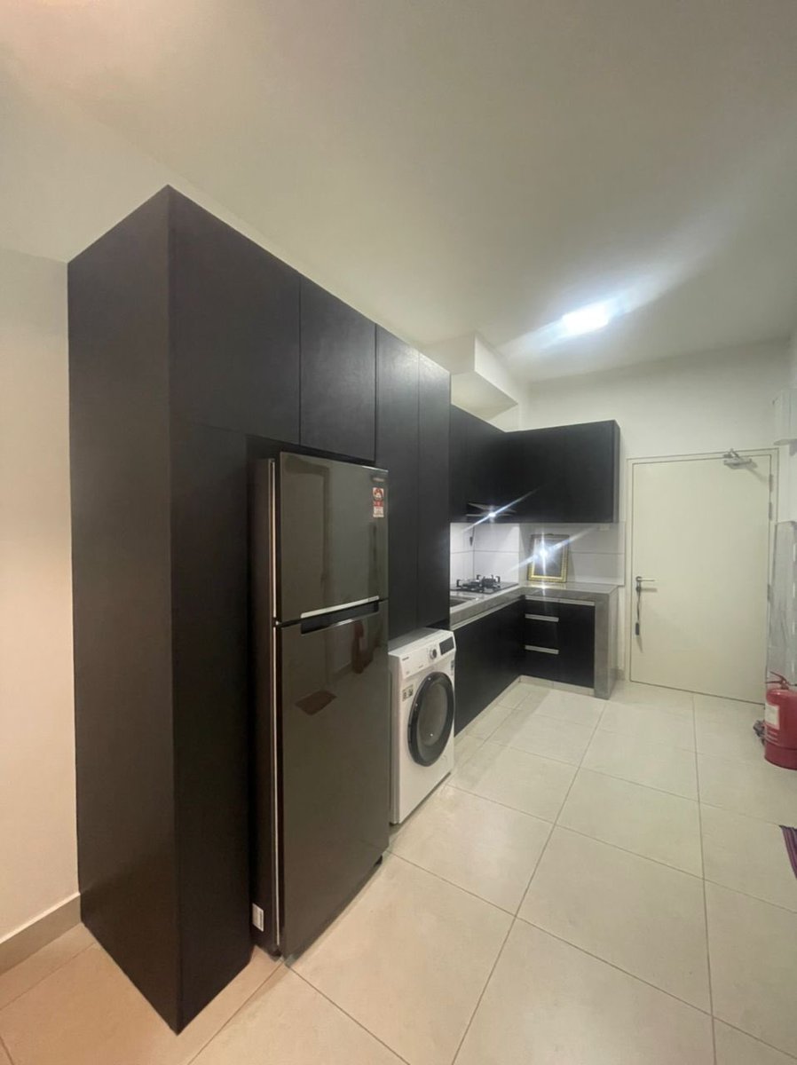 Shazapen's tweet photo. RUMAH UNTUK DISEWA .. 1500/month can nego ..  pm saya jika berminat dan mohon sebarkn ya kemasukan august https://t.co/L3GwIO1PNv