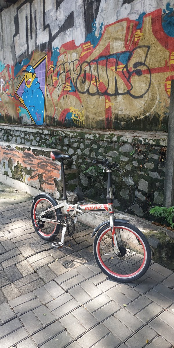 seli.. kau cantik hari ini.. #nicebike