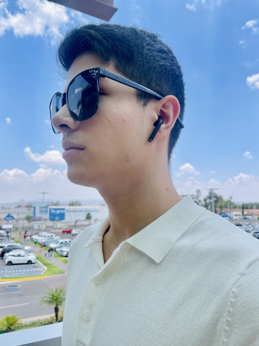 CCAltaria's tweet photo. Participa para ganar uno de los 20 lentes de sol unisex edición verano de Altaria🌞🏝️🕶️

Solo tienes que:
🕶️Seguirnos si aún no lo haces
🕶️Darle like a este post
🕶️Dale RT 

Los ganadores se darán a conocer el lunes 10 de julio 2023

#CCAltaria #VeranoEnAltaria https://t.co/xxKauUPK75