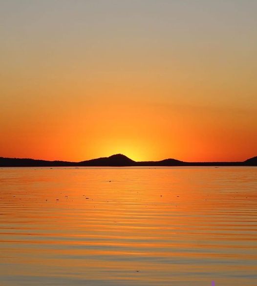 "Que o dia comece bem e termine melhor ..." 🌞
📸 Pantanal Sull