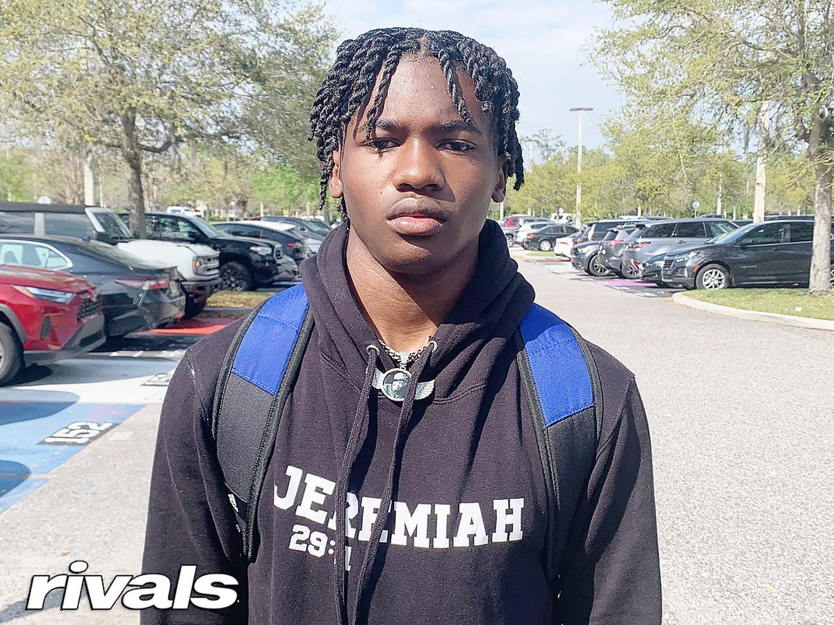 TheCribSouthFLA's tweet photo. Top performers from pool play at the Tutu Atwell 7v7 Tournament

https://t.co/SLMohtGBaw

@canes_county | @Rivals https://t.co/u41mZhgtxi