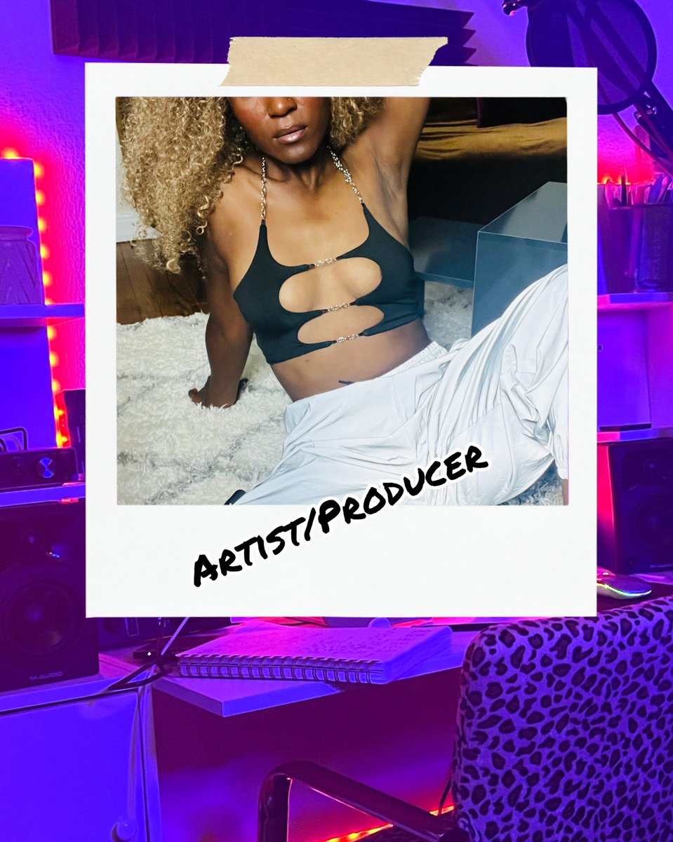 _amelange's tweet photo. What’s one of your biggest challenges when recording music as an artist/producer? #indiernbartist #indiernb #AltRnB #upcomingartist #selfproducedartist #ExperimentalRnB #lofirnb #musicproduction https://t.co/n7JJrWYkOT