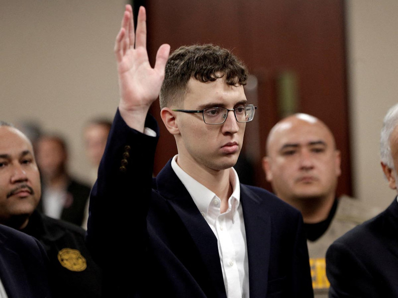 asilascosasWPM's tweet photo. #AsíElWeso | 🇺🇸#PatrickCrusius, es condenado a 90 cadenas perpetuas por asesinar a 23 personas en un ataque racista contra hispanos en un Walmart de la ciudad de #Texas

🎙️ @fvreporter, corresponsal de @WRADIOMexico 

▶️ Reporte:
https://t.co/DUaf75qLMP https://t.co/hbm4CJJtBP