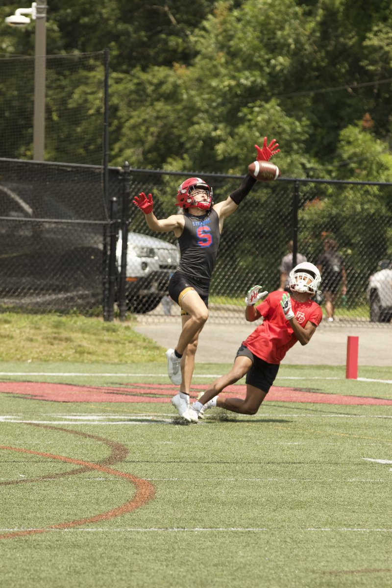 gabeduran_'s tweet photo. Had a great time at Grip n Rip 7v7 ! We went 10-0! @StepinacSports @StepinacMSG https://t.co/fuXgPTZaGx