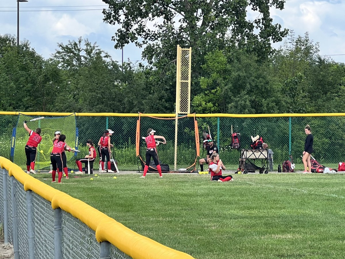 The team dodged the rain today and remains undefeated through bracket games 2 &amp; 3.  Big day at the plate, <a href="/gabibendinelli/">Gabi Bendinelli</a>  5 RBIs and @maddykleemann33 4 RBIs and a 3 run 💣!  Pitching continues to be strong in the ⭕️, <a href="/shaejohnson2026/">Shae Johnson</a> <a href="/Calvacca_Lina21/">Lina Calvacca</a> <a href="/Sophia8Zepeda/">Sophia Zepeda</a>!
