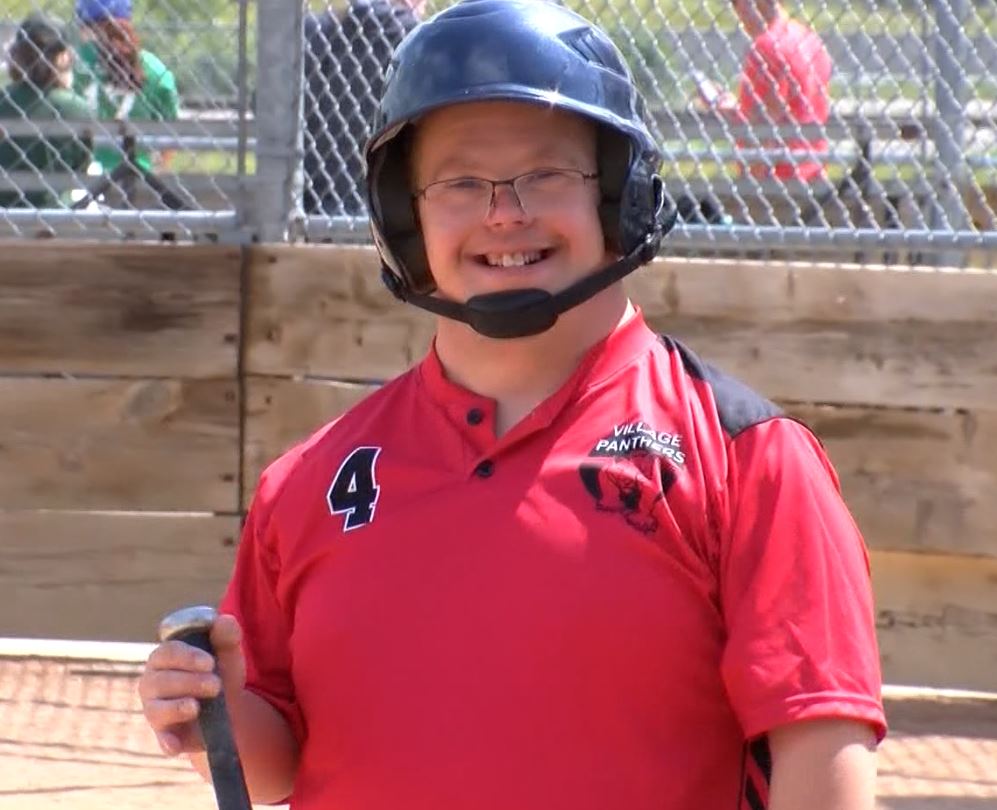 SportsZoneKCAU9's tweet photo. SMILING INTO STATE!

Teams from the Sioux City Knights and Sheldon hit the diamond for the @soiowa West Regional Softball Tournament, with plenty of hits, hugs, and medals in qualifying for next month's State tournament!

WATCH HERE🥎🥇⏬
https://t.co/63iItltawO https://t.co/uW6Y4KSN9y