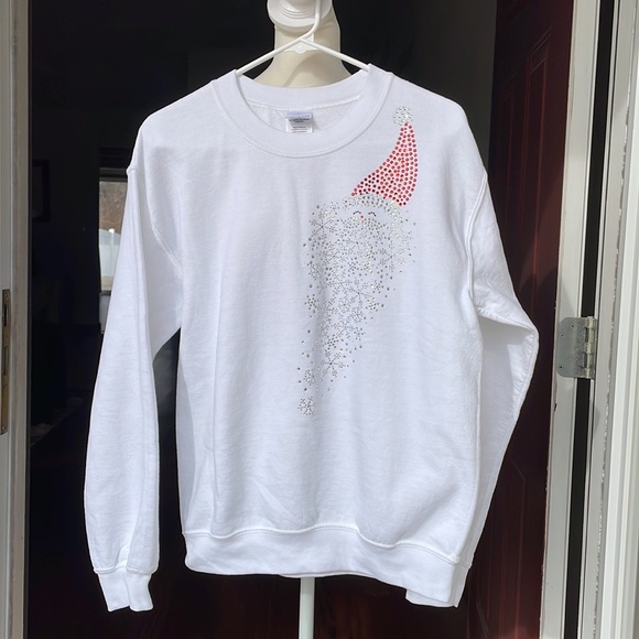 harmonysnotes's tweet image. So good I had to share! Check out all the items I'm loving on @Poshmarkapp #poshmark #fashion #style #shopmycloset #johnstonmurphy #gildan #adidas: posh.mk/jQMtSn6GhBb