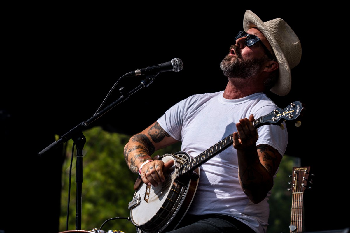 lilyas53's tweet image. day two of 80/35, the final year in western gateway park, for @DMRegister 💃🎤🤩 gallery: desmoinesregister.com/picture-galler…