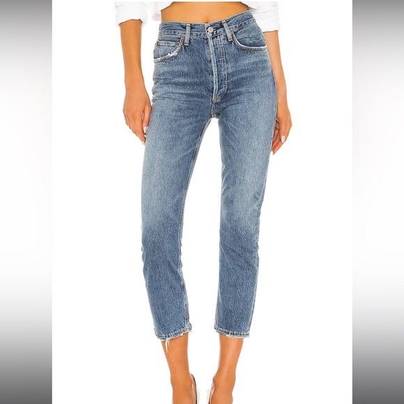 So good I had to share! Check out all the items I'm loving on <a href="/Poshmarkapp/">Poshmark</a> #poshmark #fashion #style #shopmycloset #forloveandlemons #paige #agolde: posh.mk/hJeNC2aHhBb