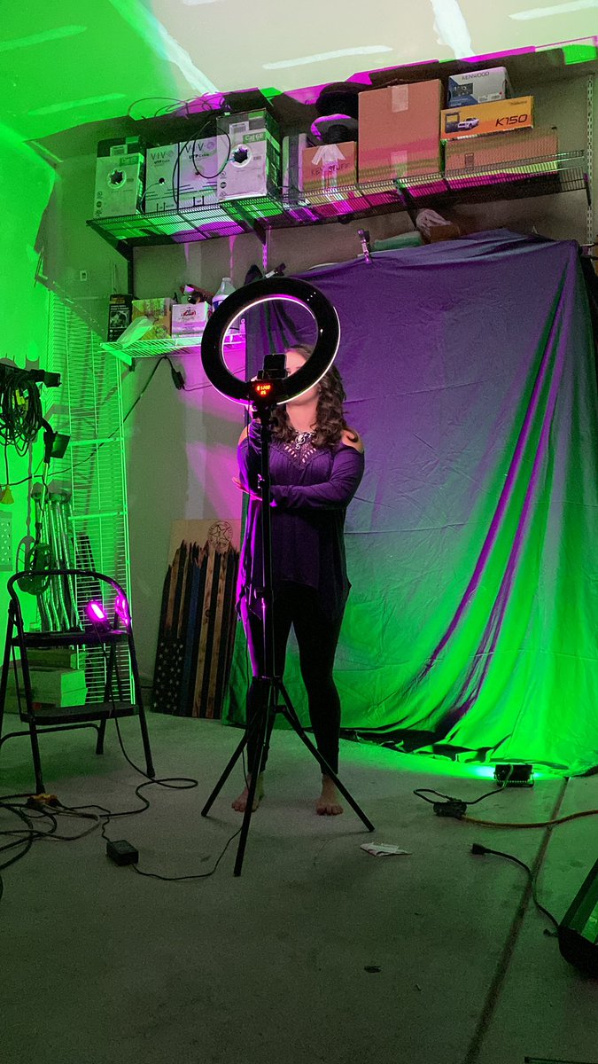 sparxful's tweet photo. A more ambitious shoot requires setting up in the garage.

Any thoughts as to what character I’m going to portray? https://t.co/uiBzoIiEOH
