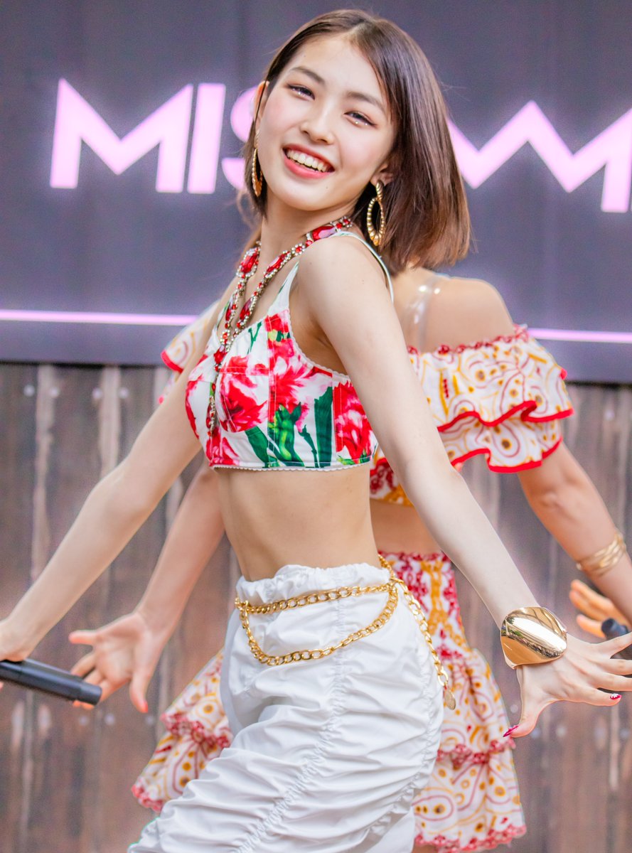 midvillage1028's tweet photo. 2023-7-9 #MISSMERCY
1st mini album「#GIRLSNEWERA」
リリイベ @コクーンシティ
撮影可能タイム
#SHUKA さん(16歳)
今日もマブしすぎる..🌟
#ミスマーシー
#具志柊花 #MM撮可
#スターダストプロモーション https://t.co/GL9IPVTbRQ