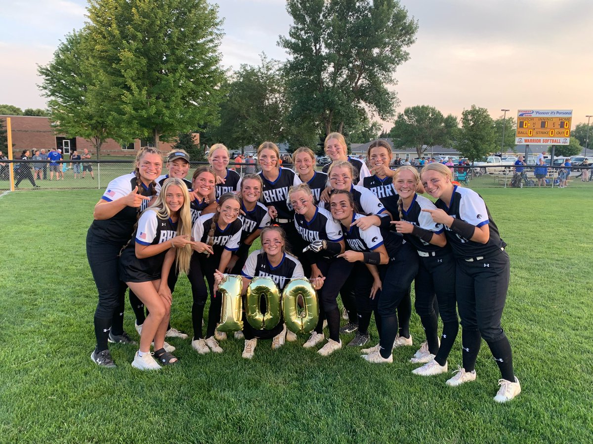Another HUGE win for the Nighthawks! Way to show up tonight, Nighthawk fans💙

Round 1 ✅
Round 2 ✅
Round 3 👀

And shoutout to Raya, for hitting 100 strikeouts on the season!
