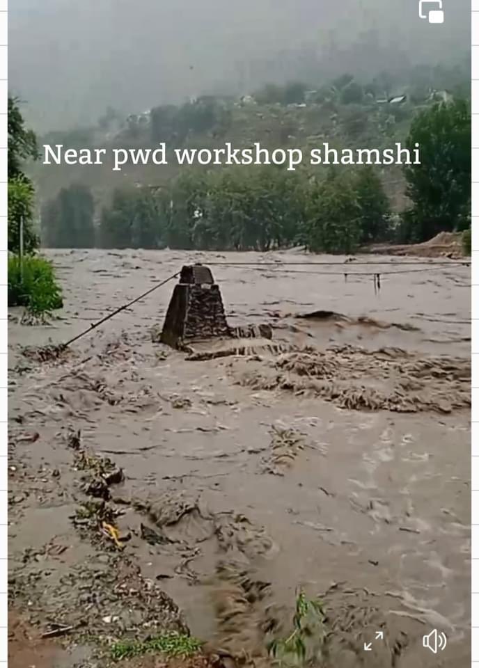 BonafideHP's tweet photo. पटवारी जी आज कुल्लू मनाली मैं  नाप नपाई कर रहे है .. all illegal encroachments will be cleared in next 12 hours..

 Be safe ..avoid travel..

@DCKullu @DCCKullu @himachalkesari @AUHimachal @News18Himachal @GoHimachal_ @DivyaHimachal #HimachalPradesh #kullu #manali #mandi #pahadi https://t.co/Fmdft978Wz
