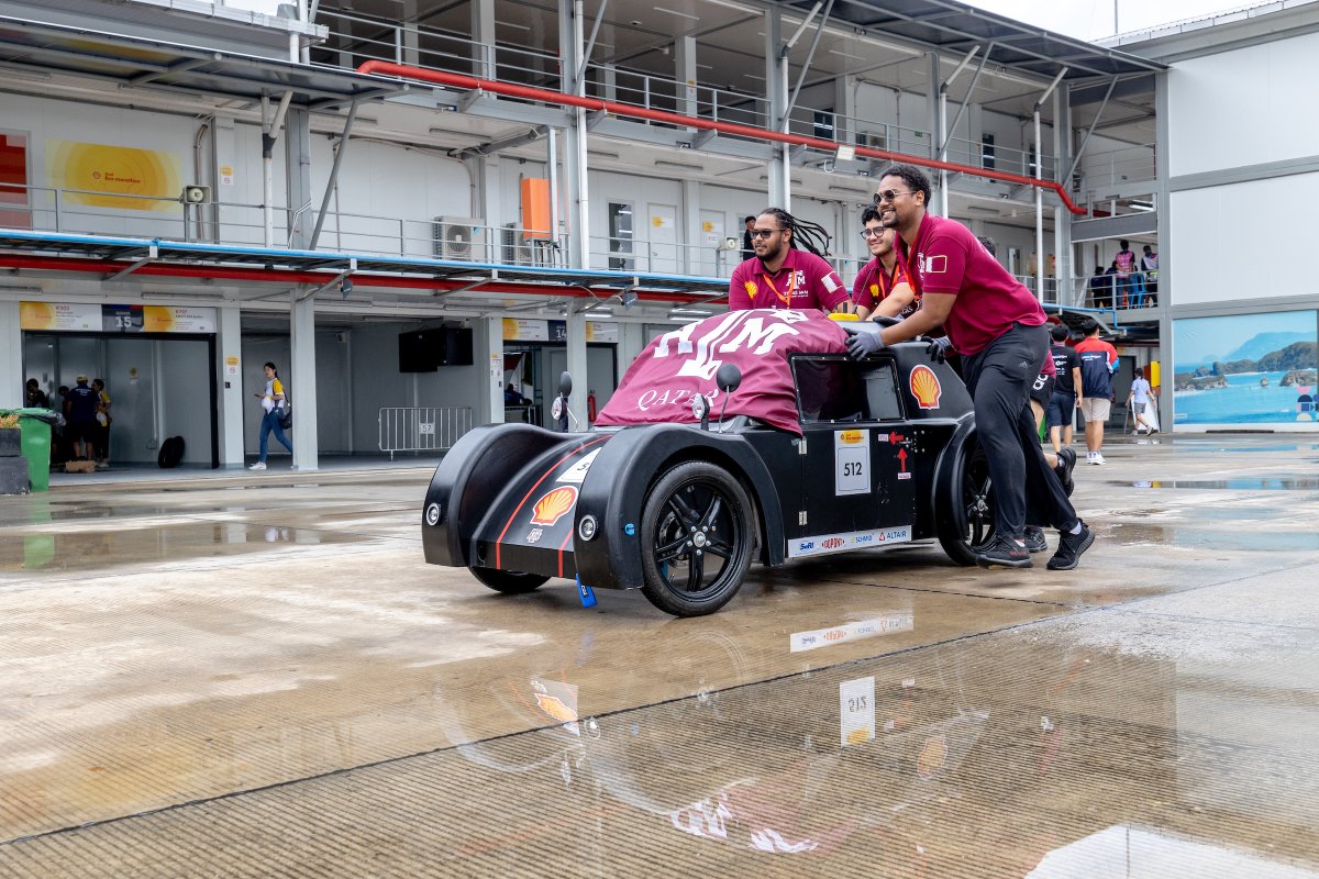 ShellMiddleEast's tweet image. Although they did not win, we are extremely proud of the Middle East teams who made it this far in the Shell Eco-marathon competition! Well done to the @KFUniversity @TAMUQ and @PSU_RUH teams, and best of luck to @QatarUniversity who will be competing today! #ShellEcoMarathon