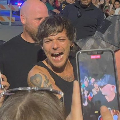 lwttle_freak's tweet image. 😭😭😭