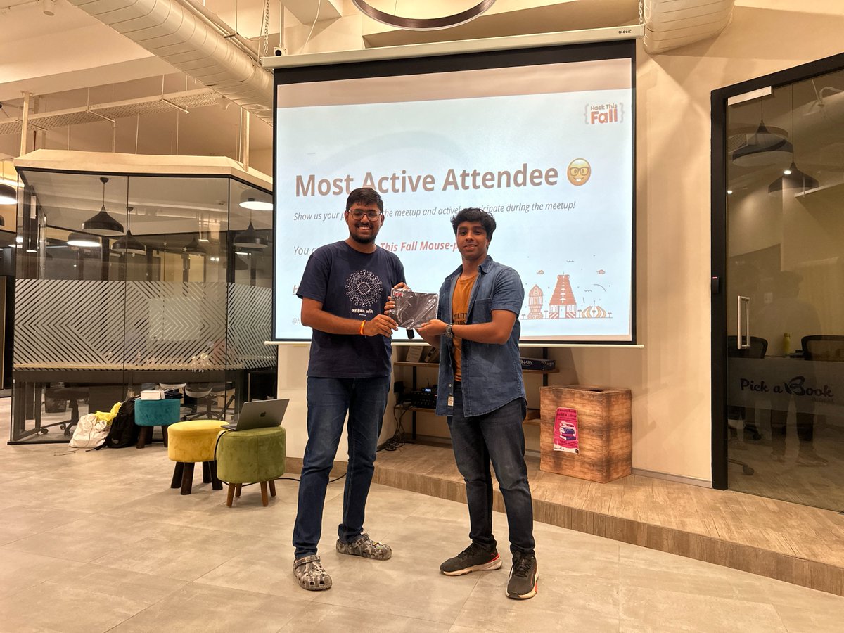 rishita_nayak35's tweet photo. @hackthisfall @siddharth_hacks @GitHubEducation @getunleash @storyblok 6.After that , we had open stage to speak whatever we wanted to share. And then comes the swag winners.
There were many categories, out of which I was given the tag of being the Most Value-Added Attendeeπβπ»
#HTFChennai @siddharth_hacks @hackthisfall https://t.co/d6MtzPXnV8