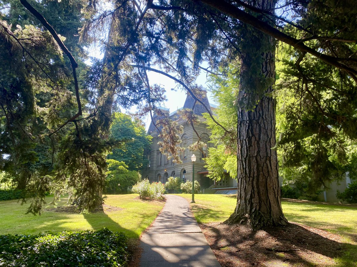 yawen_guan's tweet photo. Goodbye Oregon, I had such a great time here! #OPLSS https://t.co/YW63g99Yiv