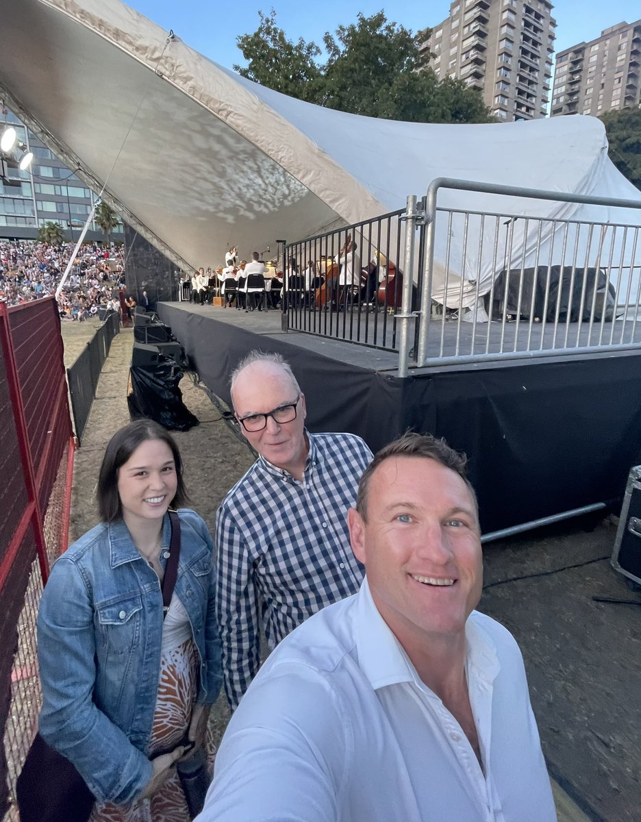 BrennanBastyo's tweet photo. Power of live music to bring people together. Our world needs more great music. 
Thank you @VSOrchestra, @ottotausk and VSO school of music for a fabulous night at Symphony at Sunset @ParkBoard . https://t.co/XhXUj8t50j