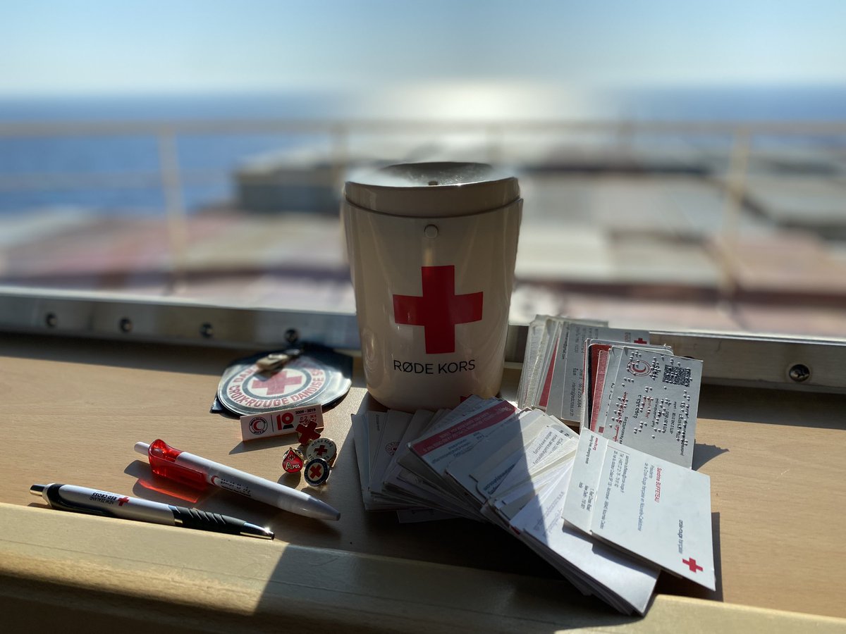 onceuponasaga's tweet photo. HAPPY #RCSUNDAY ❤🏥
(Red Cross, Red Crescent, Red Crystal)
The plastic canister is of the sort the Danish RC uses for collections. This one is well traveled.
The stack of business cards have individually been given to me by RC’s around the world.
Throughout this project we have raised awareness, blood has been donated, and funds have been raised. Please help me raise a little more ❤️
https://t.co/ufwyvnDZvY
Have a great day wherever you are 🌎🌏🌍✨
Torbjørn C. Pedersen
Goodwill Ambassador of the Danish Red Cross.
@ifrc @icrc #RCSunday #onceuponasaga #ModernViking #redcross #redcrescent #FromTheHeart #ifrc #icrc #HumanitarianWork