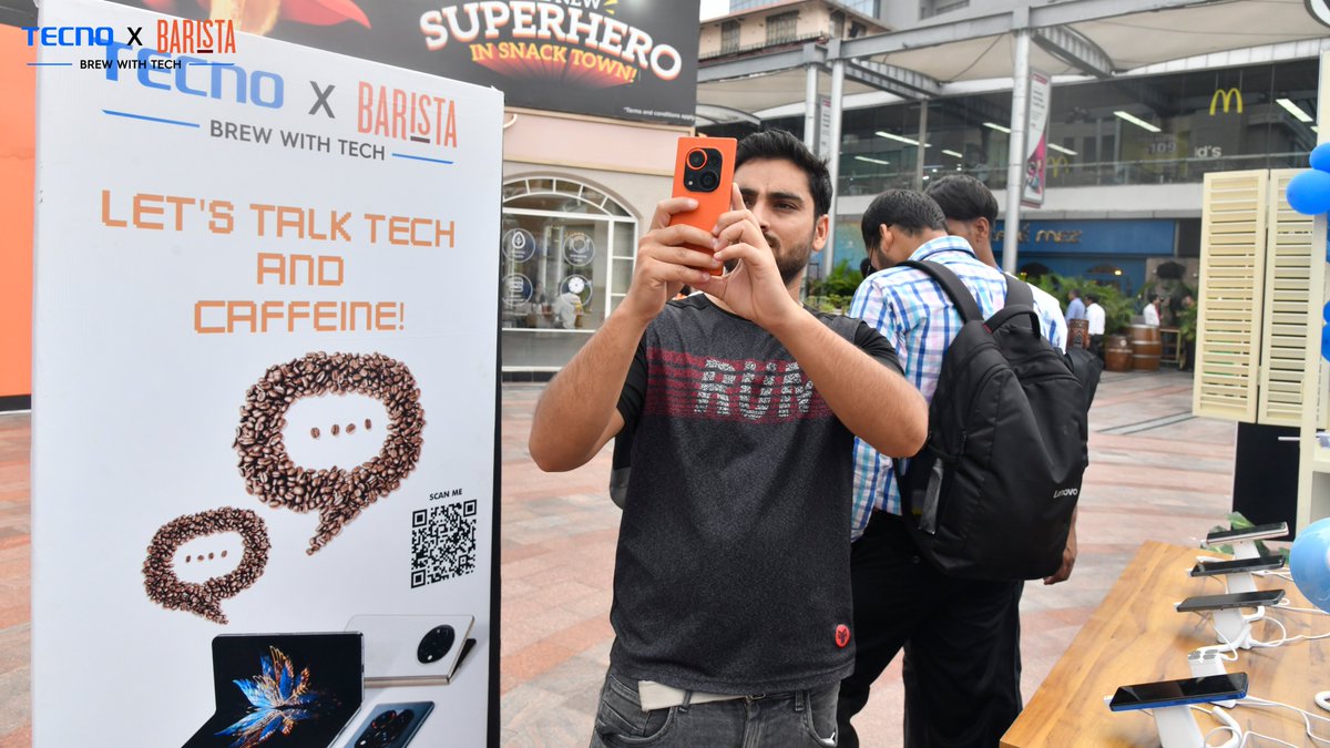 TecnoMobileInd's tweet photo. Discover captivating stories with every click: Delve into the world of brewing bliss.📷

Immerse yourself in the extraordinary coffee experience through the lens of TECNO X BARISTA moments.🤩☕

#TECNOSmartphones  #TECNOcoffee #BrewWithTech https://t.co/YYdEYfXdfq