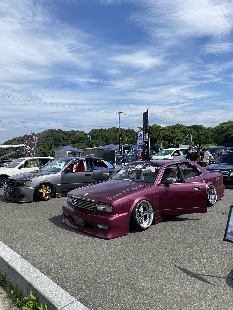 大先輩と初並び！！ @iDs56Y3Go9iD6PL #セブンビーチ